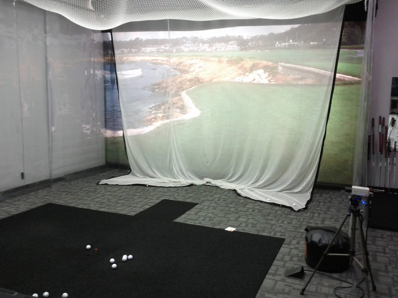 The Golf Den — photo 2