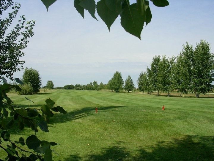 Melville Country Club — photo 2