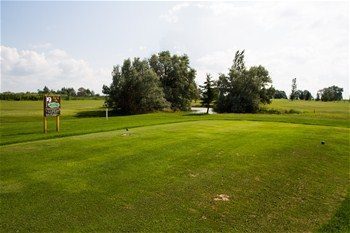 Rolling Hills Golf & Country